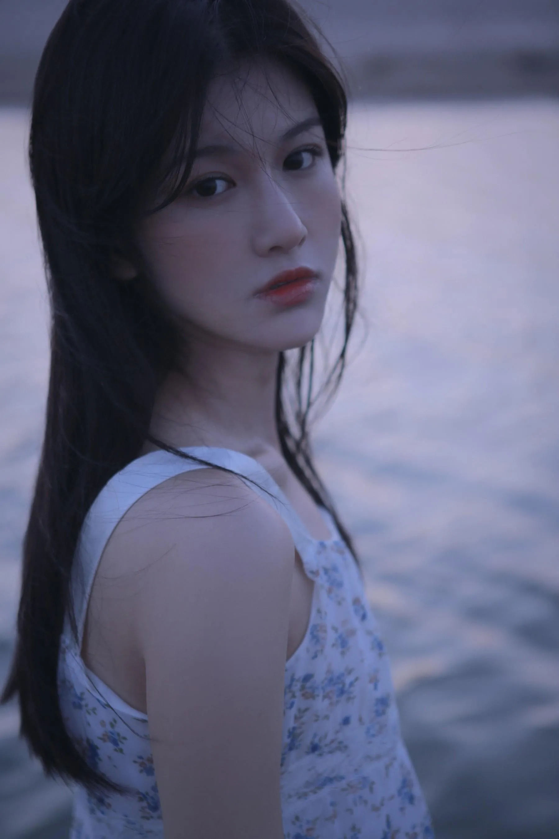 [艺图语] 2022.05.15 很靠近海 尚雨茜Momooly [26P]插图7